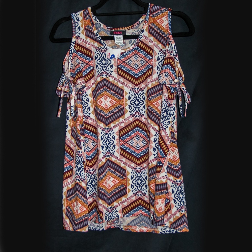 *NEW* Cold Shoulder Print Blouse (L)